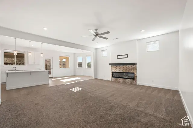 822 N Pleasant Valley Ln, Washington, UT 84780 - Image #2