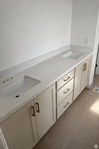 13294 S Henning Cir, Herriman, UT 84096 - #3