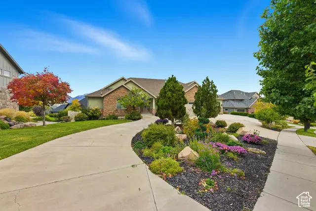 9121 S Hidden Peak Dr W, West Jordan, UT 84088 - Image #2