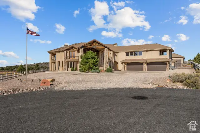 533 W Canyon Trl, Dammeron Valley, UT 84783 - Image #2