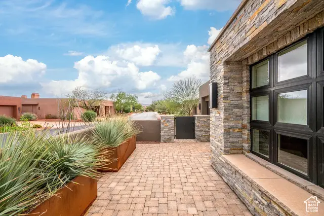 2085 N Tuweap Dr #32, Saint George, UT 84770 - Image #3