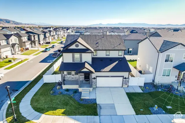 576 E Hearth Ln, Eagle Mountain, UT 84005 - Image #2