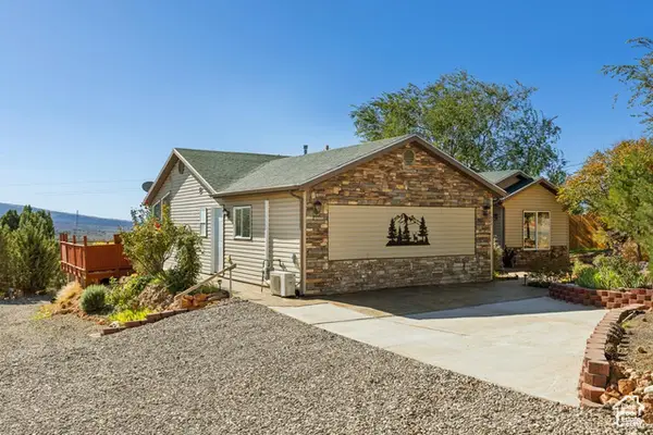 370 E Foothill Cir, Central, UT 84722