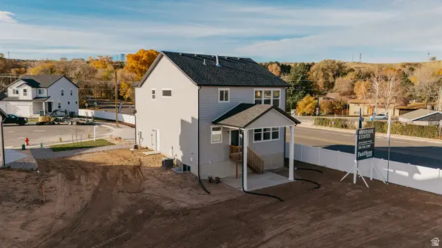 949 W Columbia Ct S #106, Riverdale, UT 84405 - Image #2