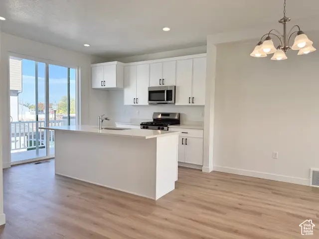 1664 N 1600 W, Layton, UT 84041 - Image #2