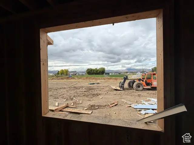 593 N 300 W, Smithfield, UT 84335 - Image #3