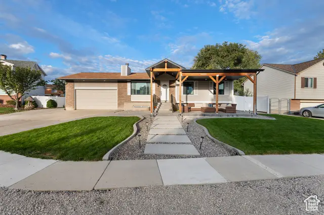 12034 S 1900 W, Riverton, UT 84065 - Image #2