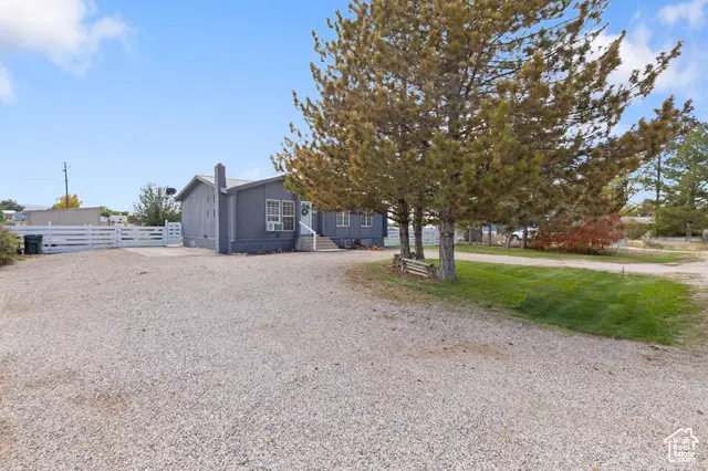 598 E Blue Sky Dr S, Enoch, UT 84721 - Image #3