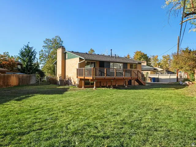 2036 E Highland View Cir, Salt Lake City, UT 84109 - Image #2