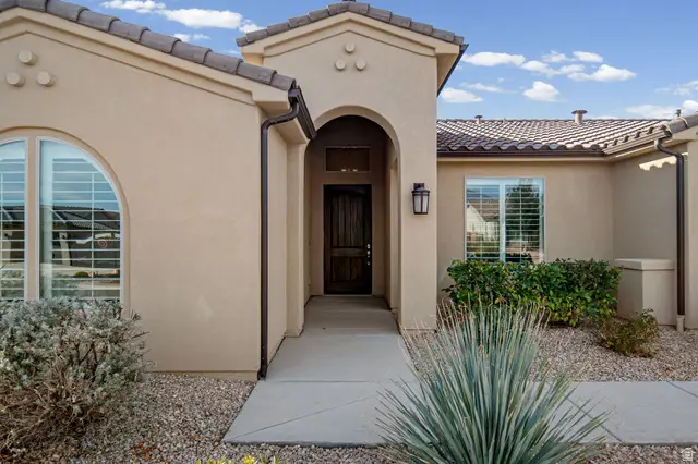 195 W Via Modelo N, Washington, UT 84780 - #3