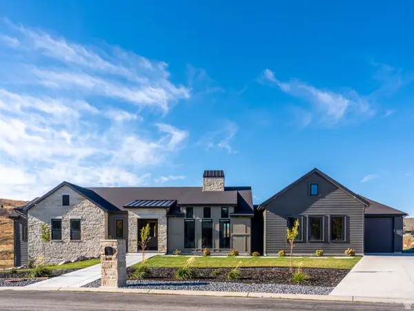 6188 E Hummingbird Pt, Huntsville, UT 84317