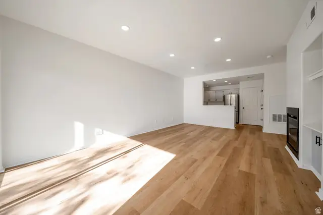 964 W Big River Ct #UNIT 2, South Salt Lake, UT 84119 - Image #3