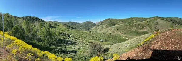 5762 N Aspen Way #20, Huntsville, UT 84317