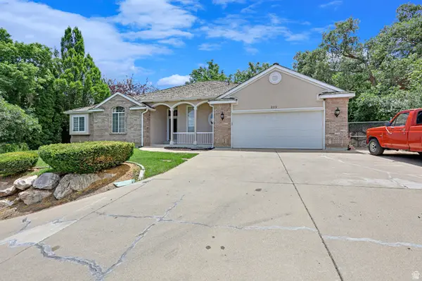 889 E Ben Lomond Ave S, South Ogden, UT 84403