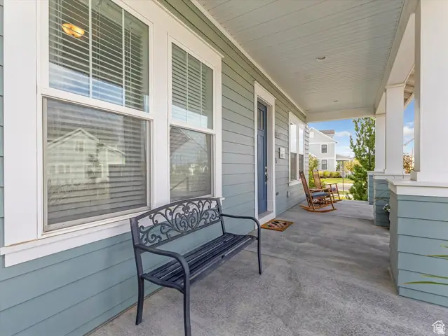 10562 S Stavanger Dr W, South Jordan, UT 84009 - Image #3