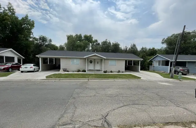 4055 S Hillcrest Cir, South Ogden, UT 84405 - Image #1