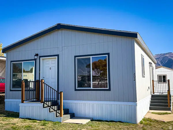 202 Darlington Way, Layton, UT 84041