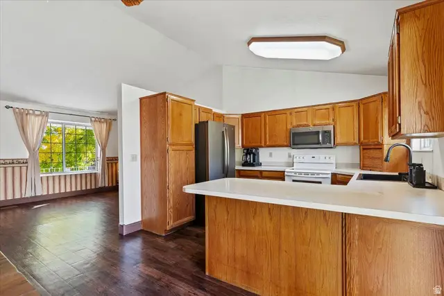 2277 E 3225 N, Layton, UT 84040 - Image #3