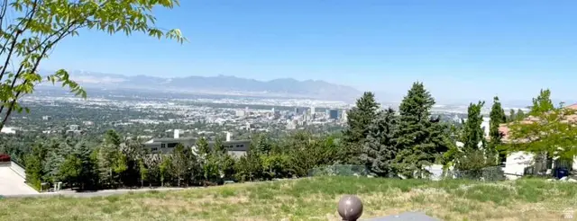 1632 E New Bedford Dr, Salt Lake City, UT 84103 - Image #2