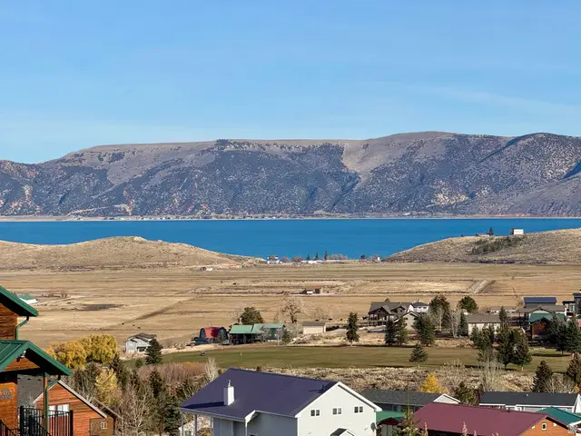 360 W Mashie Cir #63, Garden City, UT 84028 - Image #2