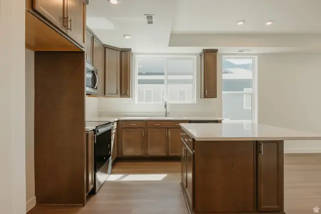 247 E 1850 N #6, North Ogden, UT 84414 - Image #3