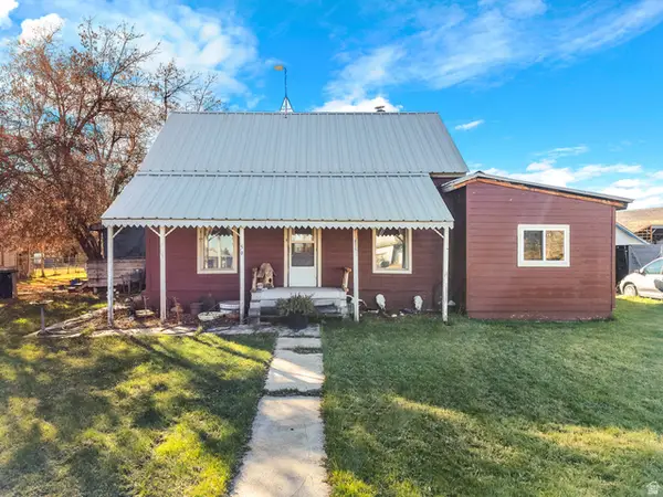 59 W 1st S S, Paris, ID 83261