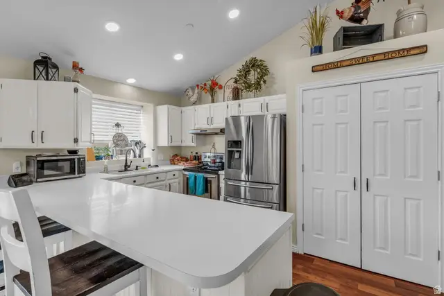 8686 S Covewood Pl, West Jordan, UT 84088 - Image #3