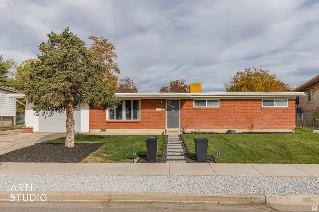 1916 W Gregory Dr, Layton, UT 84041 - Image #1