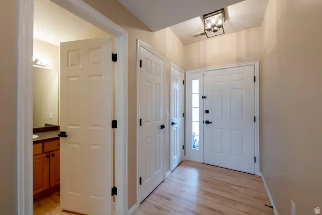 2213 E 2100 So #3 S, Salt Lake City, UT 84109 - Image #2