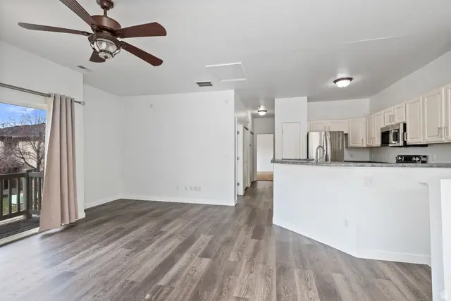 8467 S Ivy Springs Ln, West Jordan, UT 84081 - Image #2