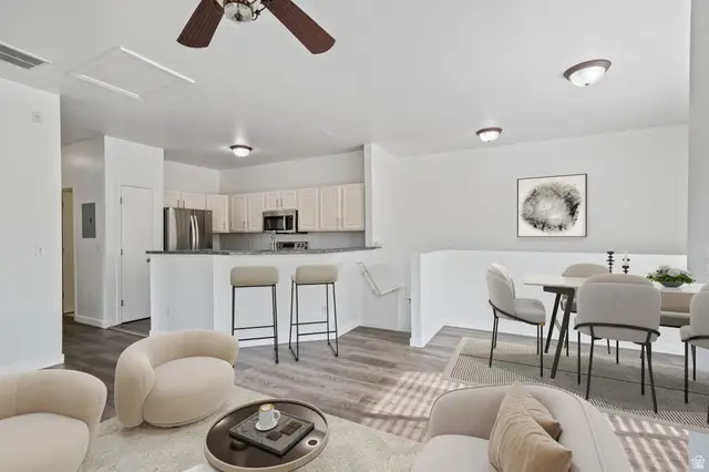 8467 S Ivy Springs Ln, West Jordan, UT 84081 - Image #3