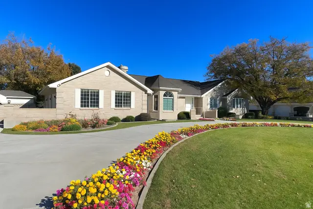 2286 W Williamsburg Cir, West Jordan, UT 84088 - Image #1