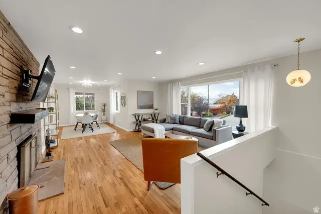 2402 E Beacon Dr, Salt Lake City, UT 84108 - Image #3