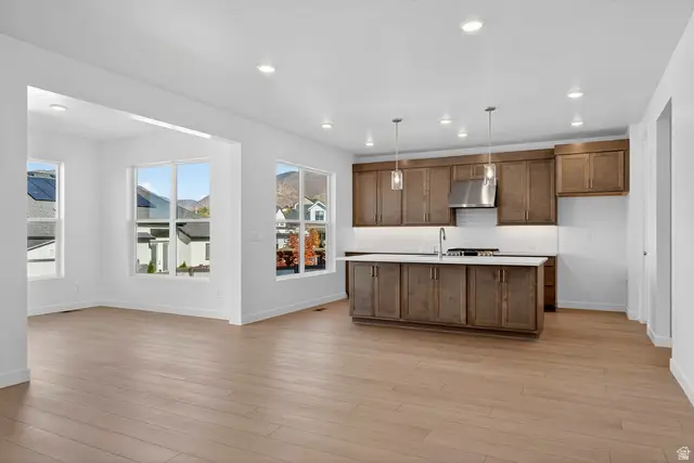 1313 E Larkspur Way, Layton, UT 84040 - Image #3