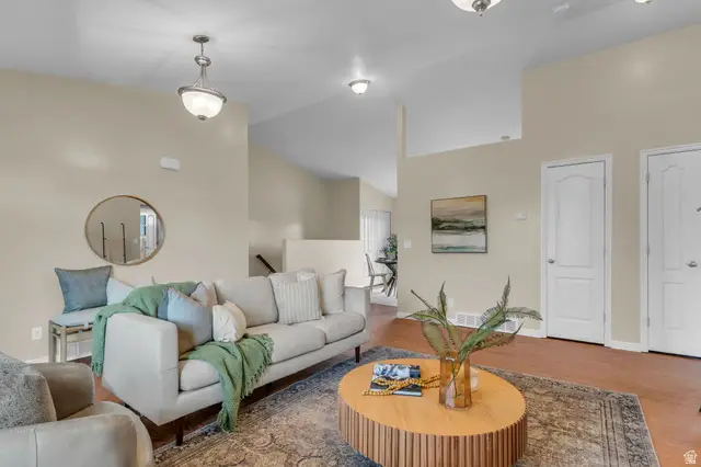 7164 W Magnum Vista Pl S, Salt Lake City, UT 84128 - Image #2