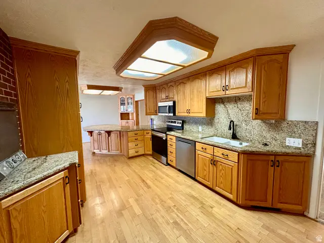 185 W Clark St N, Grantsville, UT 84029 - Image #1