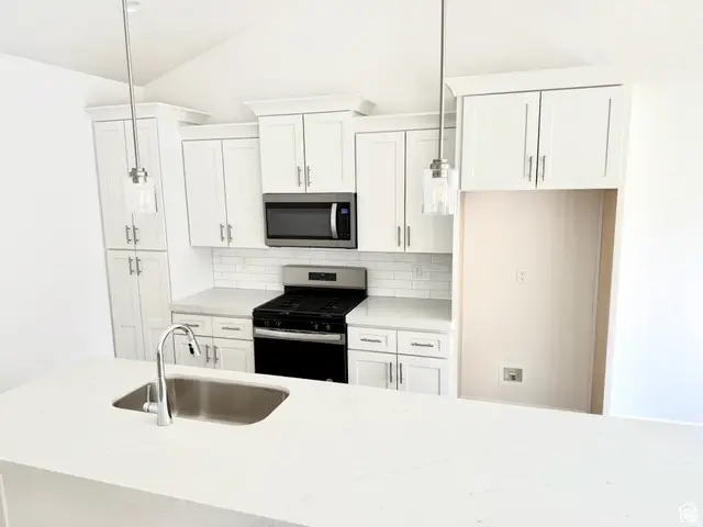 7329 S Seven Tree Ln W #85, Midvale, UT 84047 - Image #2