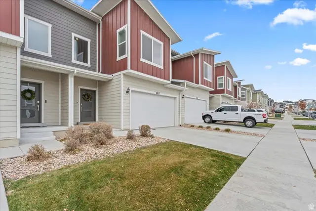 2017 N Chianti St W, Saratoga Springs, UT 84045 - Image #2