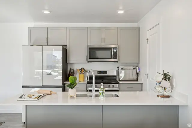 712 W 1870 S #1030, Provo, UT 84601 - Image #3