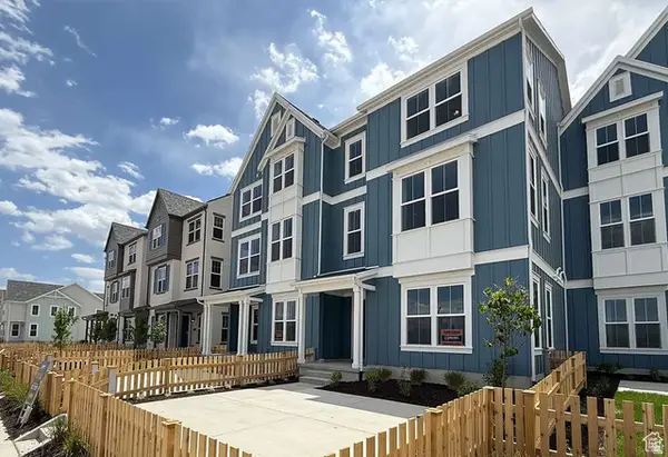 7043 W South Jordan Pkwy, South Jordan, UT 84009