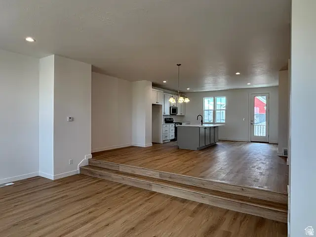 7043 W South Jordan Pkwy, South Jordan, UT 84009 - Image #2