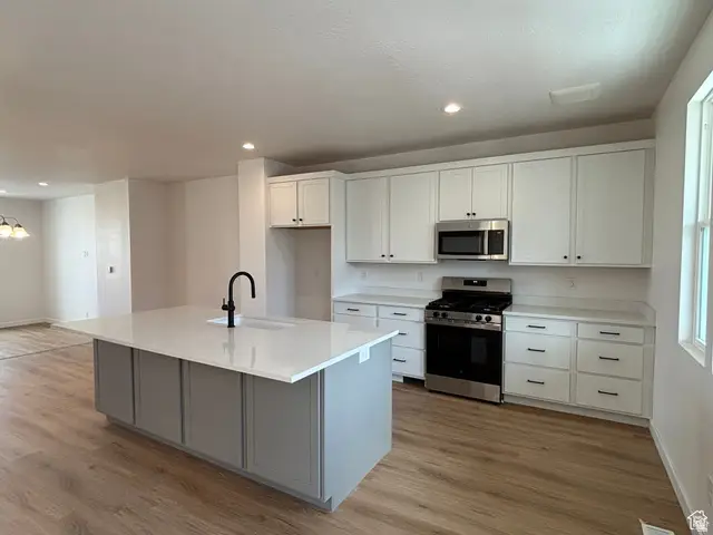 7043 W South Jordan Pkwy, South Jordan, UT 84009 - Image #3