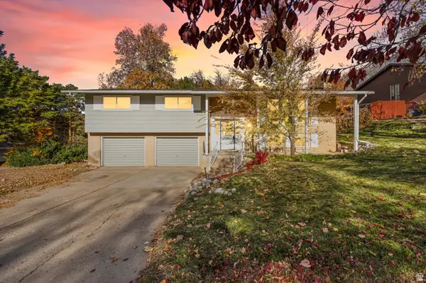 3227 Mount Lomond Dr, North Ogden, UT 84414