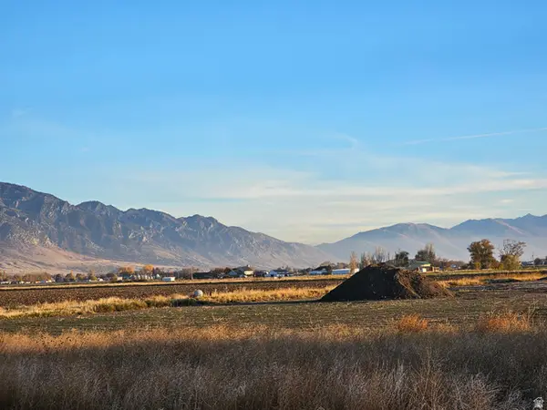 5020 W 10283 N #22, Elwood, UT 84337