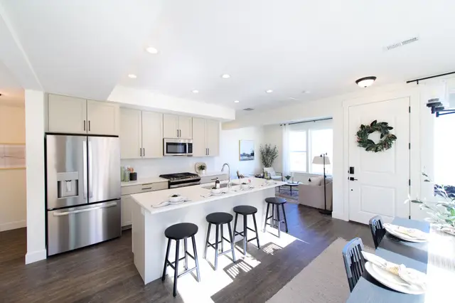 11556 S Watercourse Rd S, South Jordan, UT 84009 - Image #2