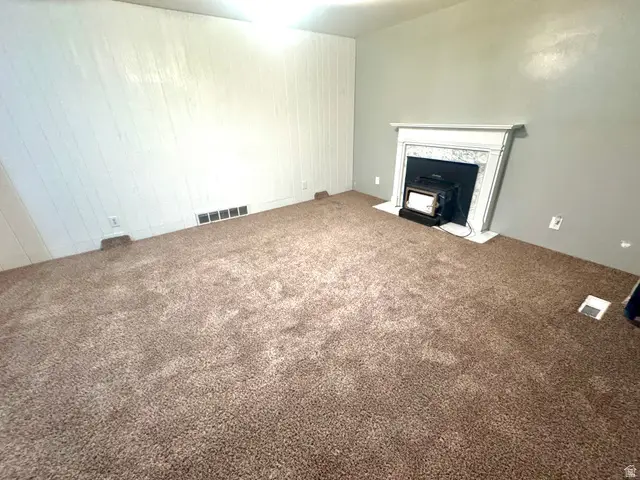 8643 S Vaquero Dr E, Sandy, UT 84094 - Image #3