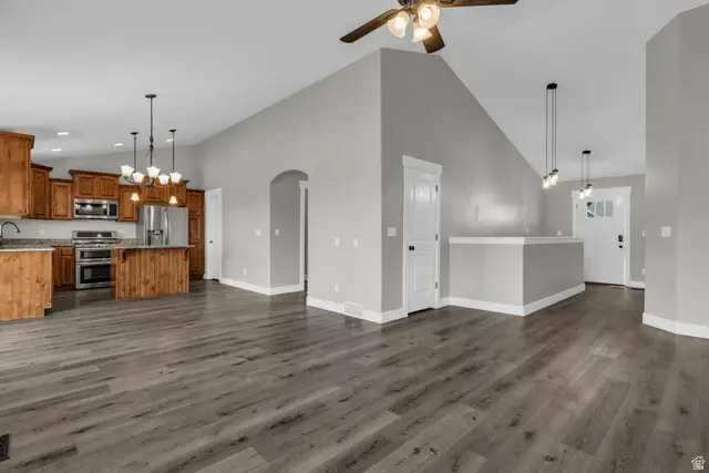 9707 N Grenada Ln, Eagle Mountain, UT 84005 - Image #3