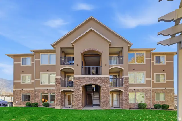 877 S Main St #B, Layton, UT 84041 - Image #1