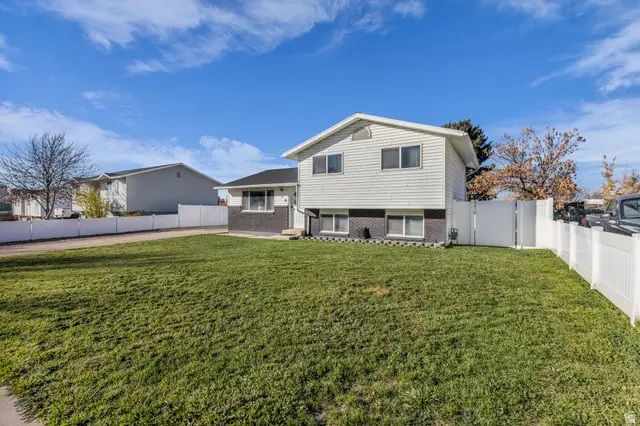 911 S 1280 W, Clearfield, UT 84015 - Image #1