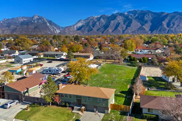 10543 S Weeping Willow Dr E, Sandy, UT 84070 - Image #3